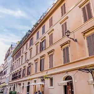 Frezza's Holidays , Roma Italia