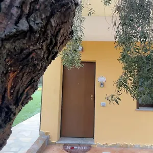  Casa vacanze Oleandri - Oleandro Bianco -